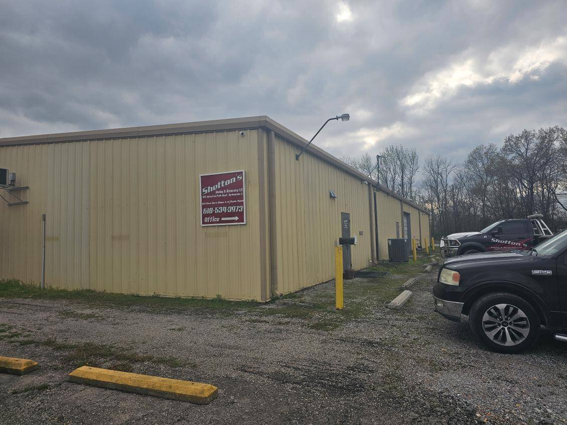 Shelton's Towing & Recovery Llc (2)